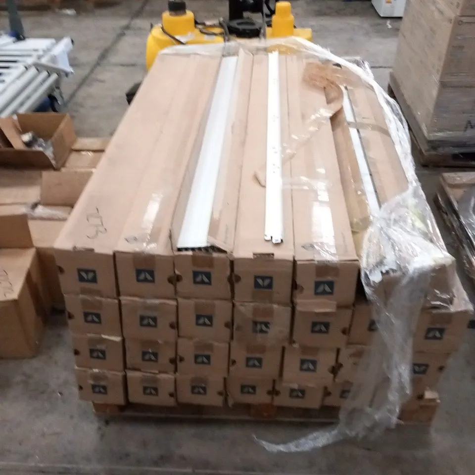 PALLET OF ROCKFON CHICAGO METALLIC T24 CT D CLICK 1200