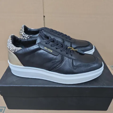 BOXED PAIR OF KAI NV TRAINERS IN BLACK - SIZE 6