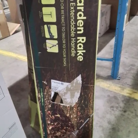 BOXED GARDEN RAKE WITH EXTENDABLE HANDLE