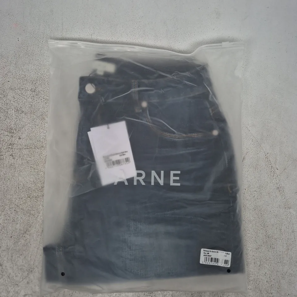 BAGGED ARNE RELAXED FIT DENIM SHORTS IN DARK BLUE SIZE 34R