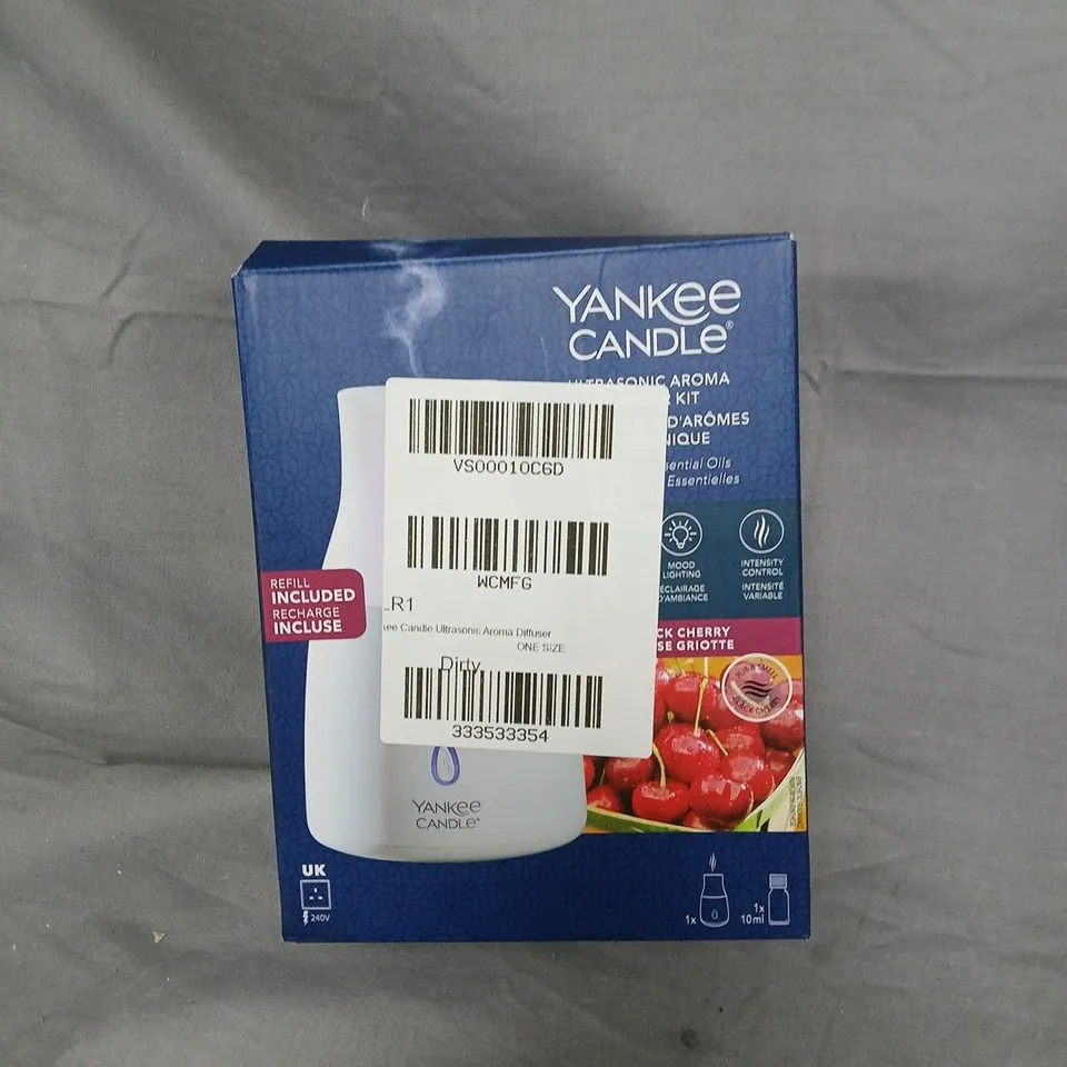 BOXED YANKEE CANDLE ULTRASONIC AROMA DIFFUSER WITH DIFFUSER OILS
