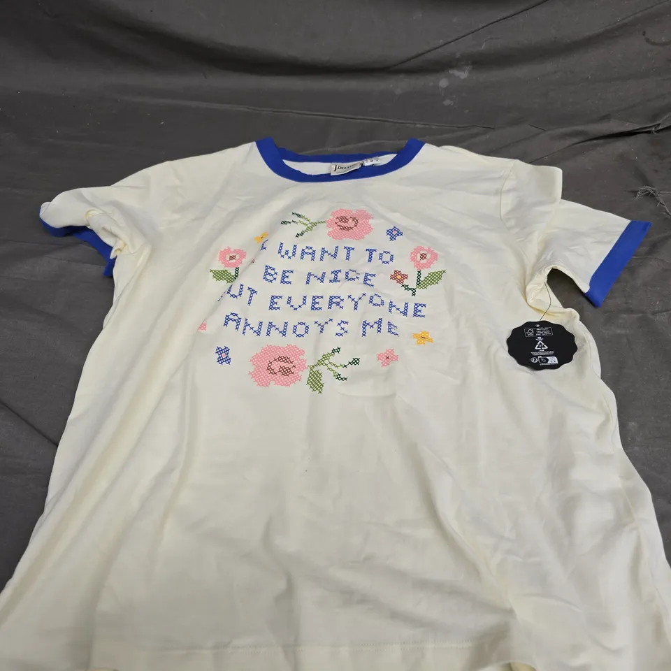 JOANIE CREAM TEE SIZE M