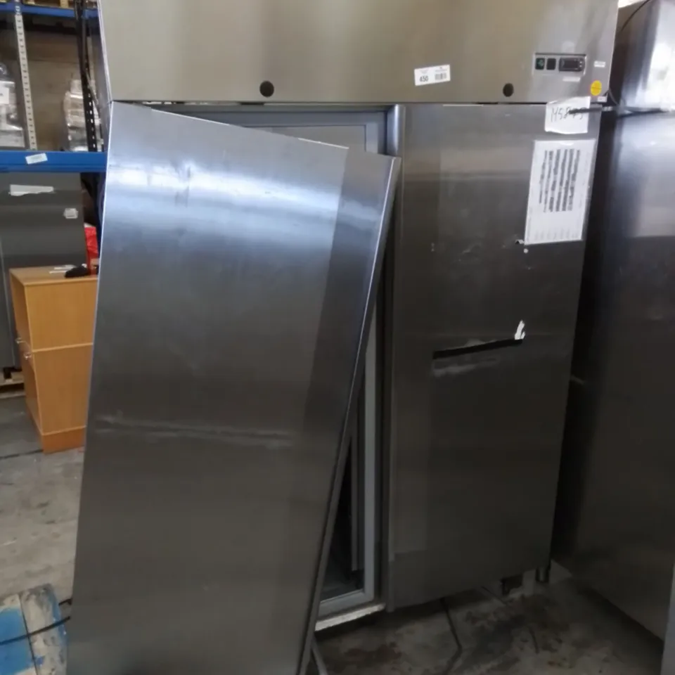 COMMERCIAL STAINLESS DOUBLE DOOR REFRIGERATED FOOD STORAGE UNIT 