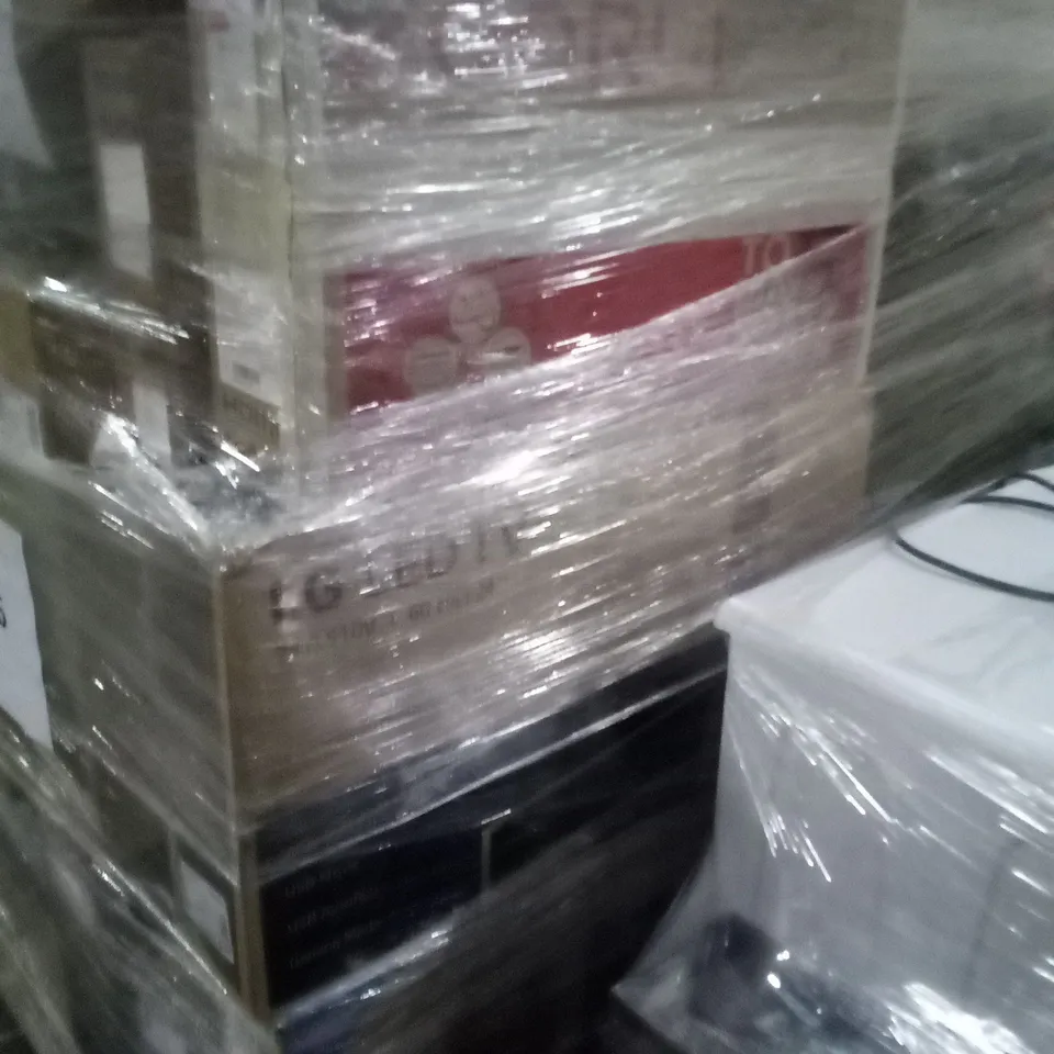 PALLET OF APPROXIMATELY 25 ASSORTED MONITORS TO INCLUDE