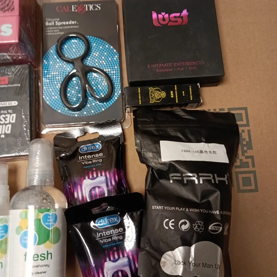 LOT OF 17 ASSORTED ADULT PLEASURE ITEMS TO INCLUDE C*CK RINGS, COUPLE CHOCOLATE, DUREX VIBE RINGS AND LUBES