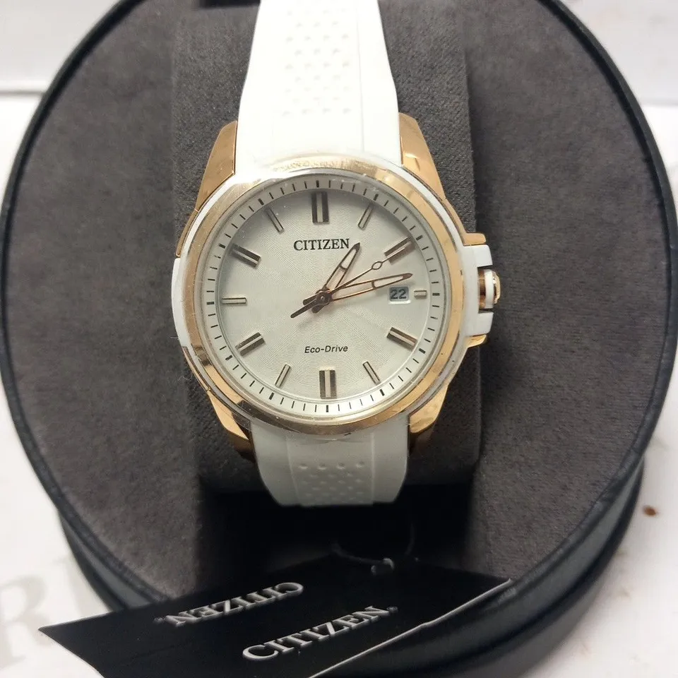 BOXED CITIZEN ECO DRIVE WRIST WATCH