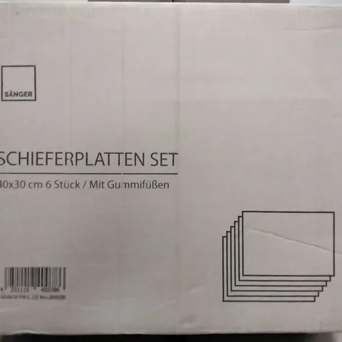 BOXED SLATE PLATES SET