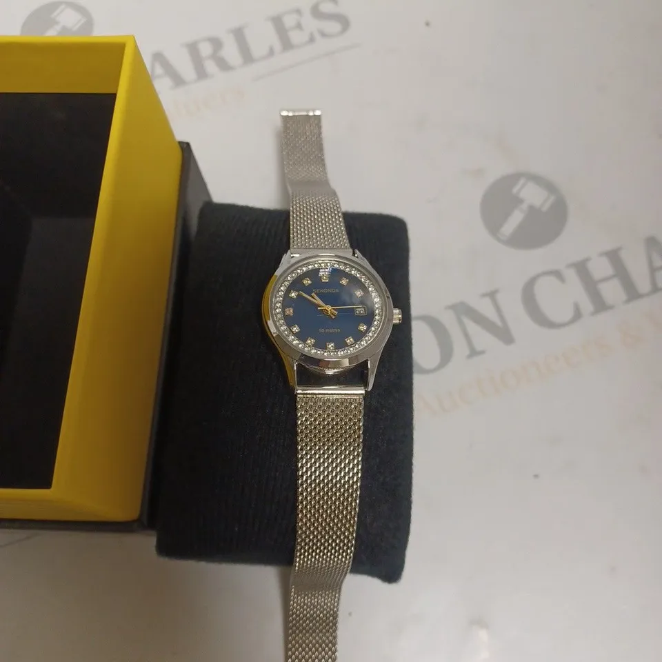 BOXED SEKONDA SILVER CHAIN STRAP WATCH WITH BLUE FACE