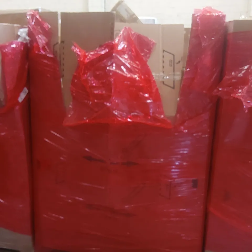 PALLET CONTAINING A VERY LARGE QUANTITY OF ASSORTED ITEMS INCLUDING: CAMPING LOUNGE CHAIR, ROLLING SHELF, DIGITAL PHOTO FRAME ECT