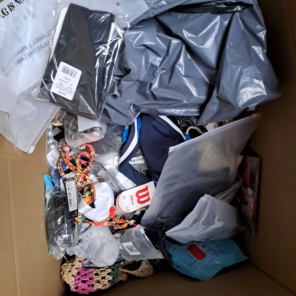 BOX OF APPROXIMATELY 25 ASSORTED CLOTHING ITEMS TO INCLUDE - TRACKSUIT, SWIMSUIT, TROUSERS ETC 