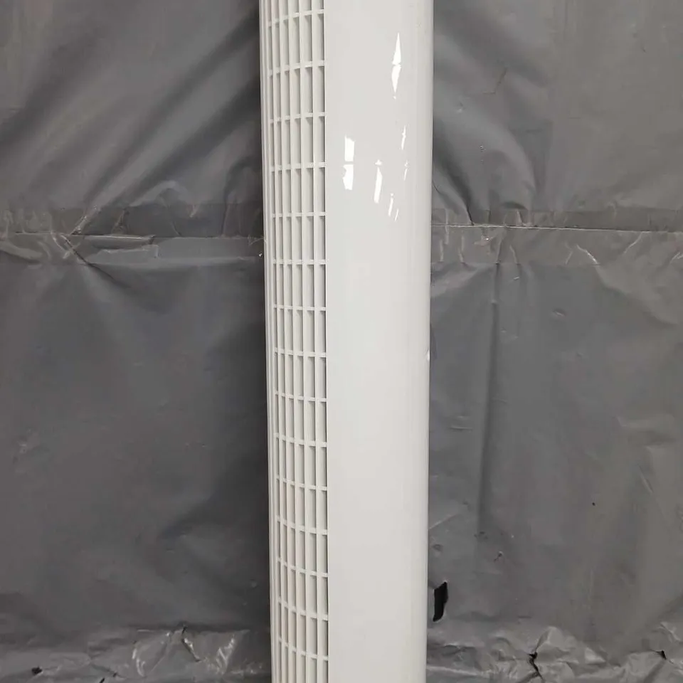 BOXED DAEWOO 32-INCH TOWER FAN WITH OSCILLATION