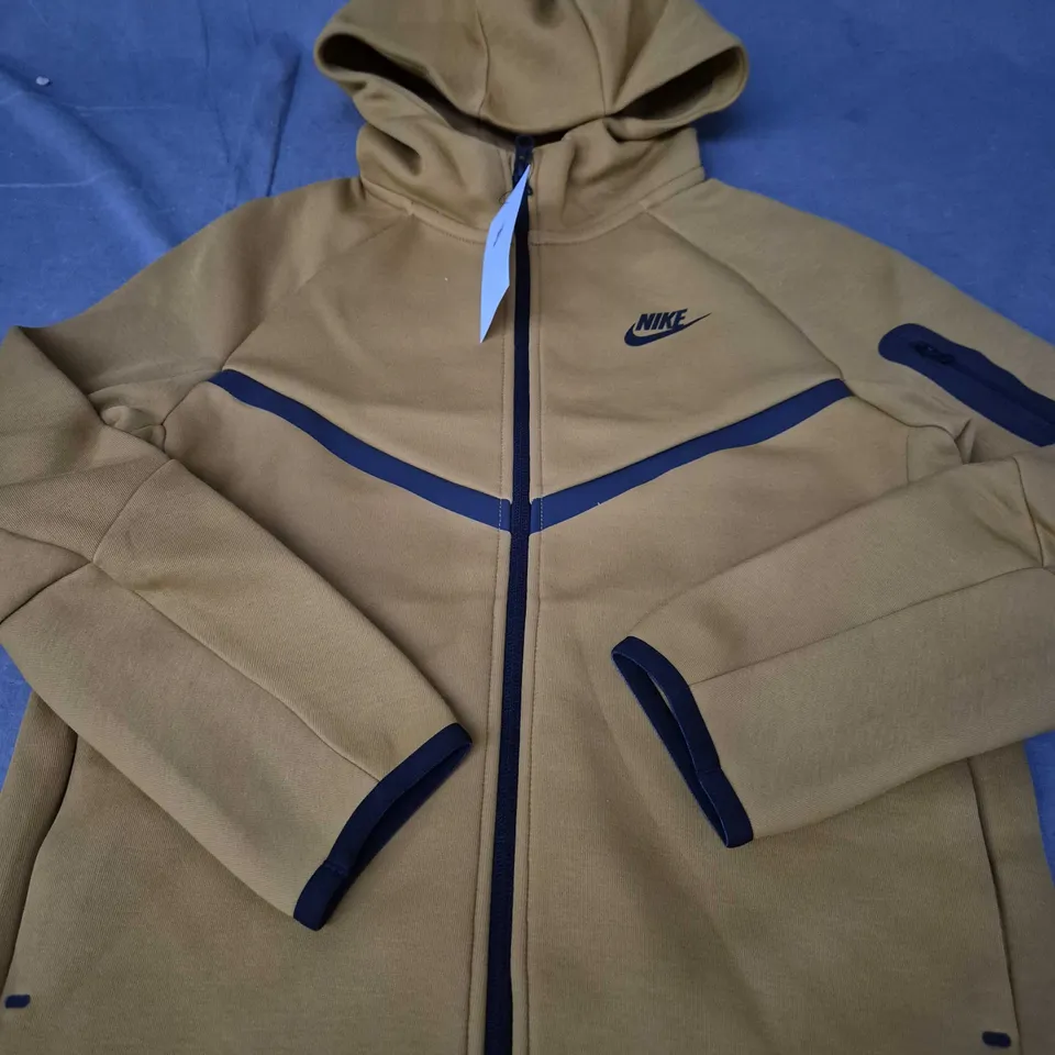 NIKE KIDS HOODIE – TAN WITH NAVY ZIP (LG)