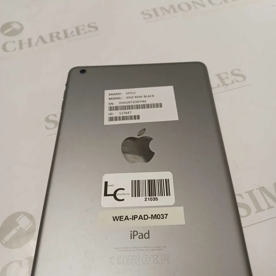 APPLE BLACK IPAD MINI DMQNT3Z8FP84