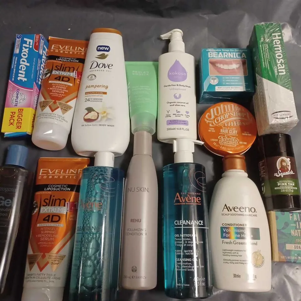 LOT OF APPROXIMATELY 20 ASSORTED HEALTH AND BEAUTY ITEMS TO INCLUDE AVENE CLEANSING GEL, HEMOSAN CREAM AND NU SKIN CONDITIONER