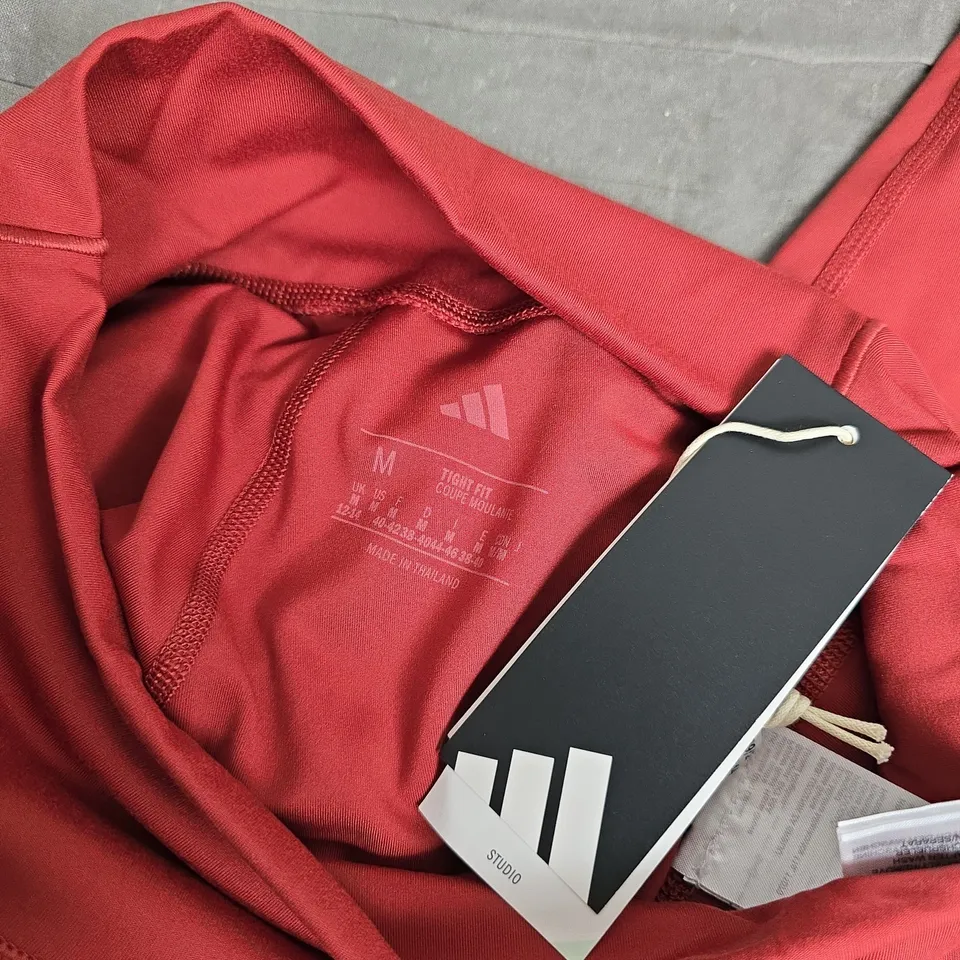 ADIDAS STUDIO TIGHT FIT LEGGINGS - RED, SIZE M