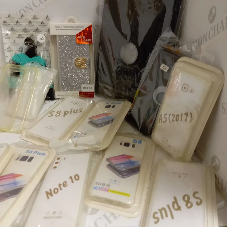 LOT OF APPROX 15 TO INCLUDE PHONE CASES , ETC