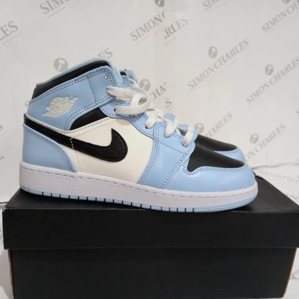 BOXED NIKE JORDAN TRAINER ICY BLUE & BLACK - UK SIZE 5 