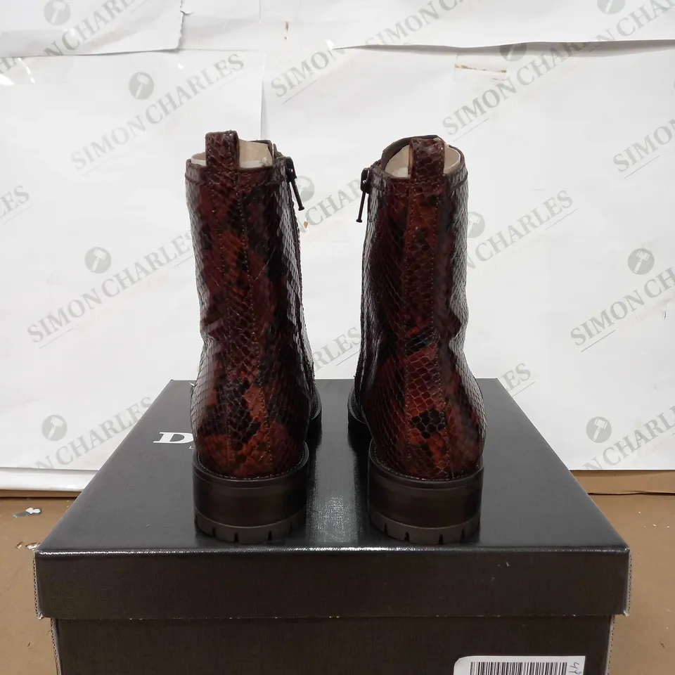 BOXED DUNE PRESTNE HIKR BOOT REPTILE SIZE 3
