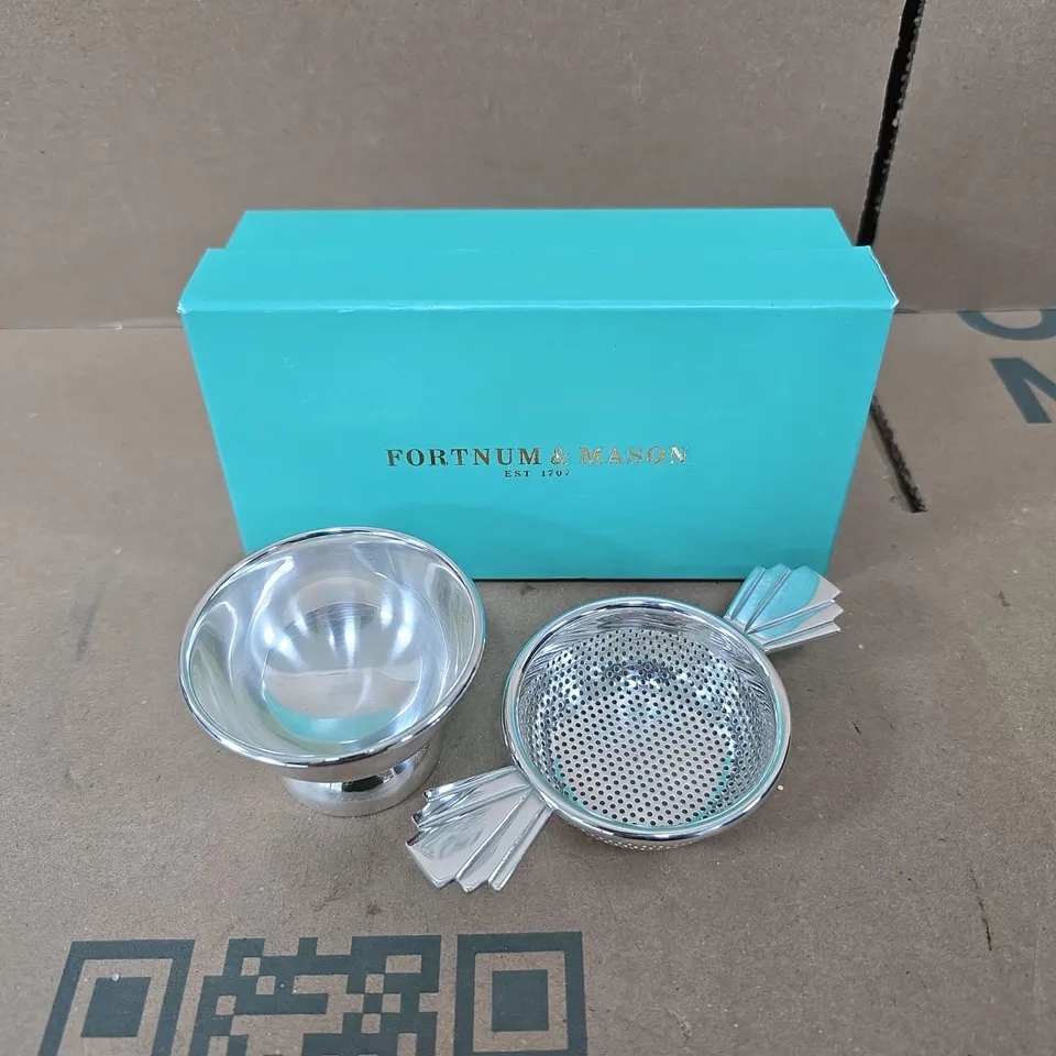 FORTNUM & MASON SILVER TONE TEA STRAINER AND STAND