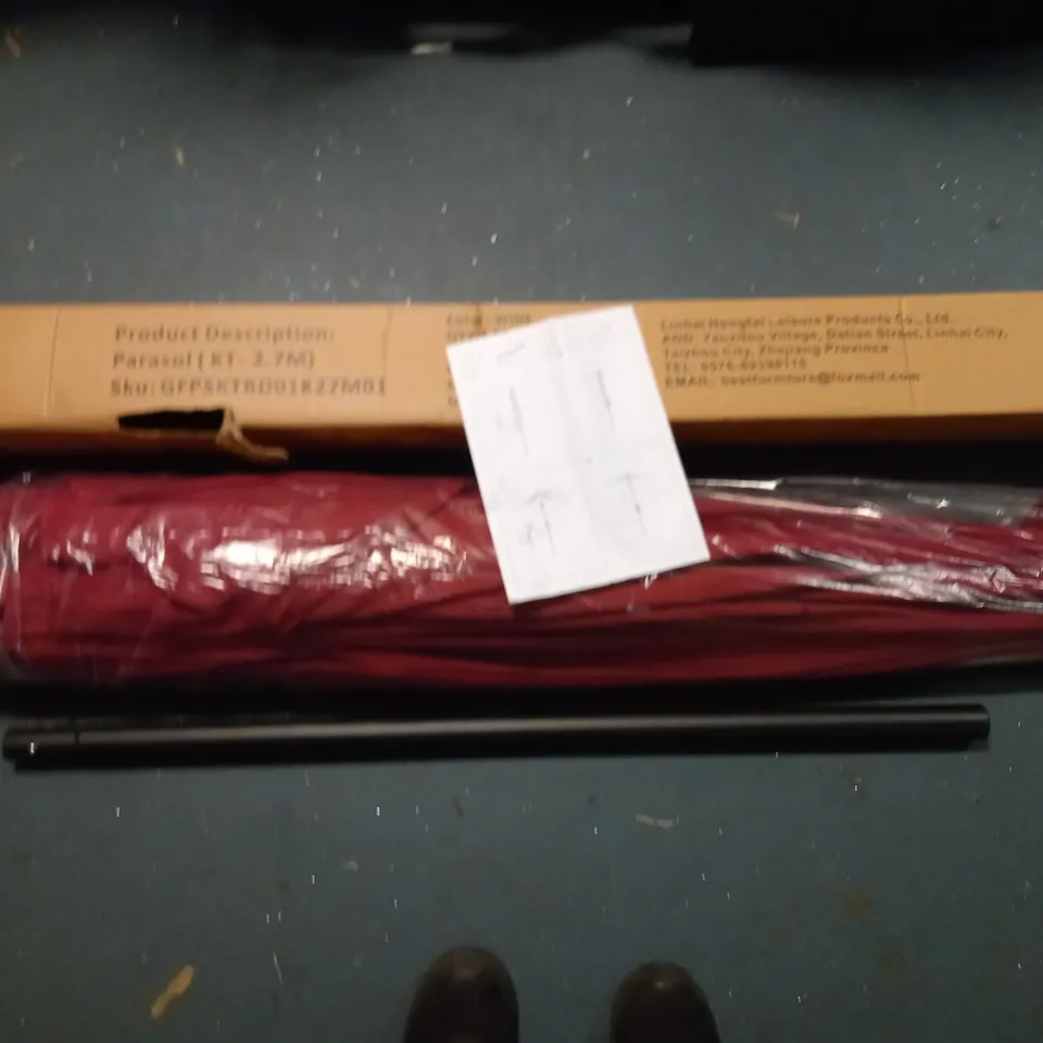 BOXED GARDEN PARASOL IN WINE, WITH INSTRUCTIONS