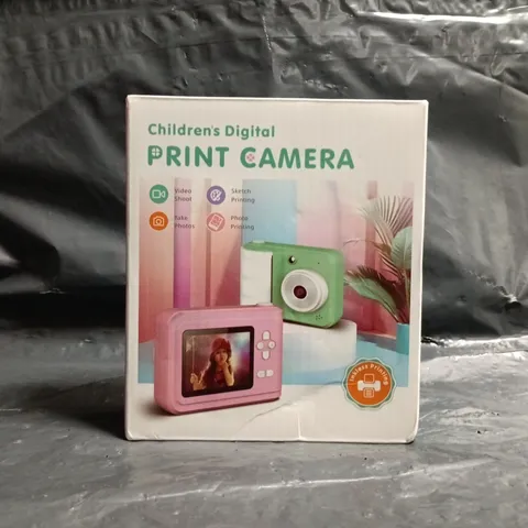 BOXED UNBRANDED CHILDREN'S DIGITAL PRINT CAMERA IN BLUE