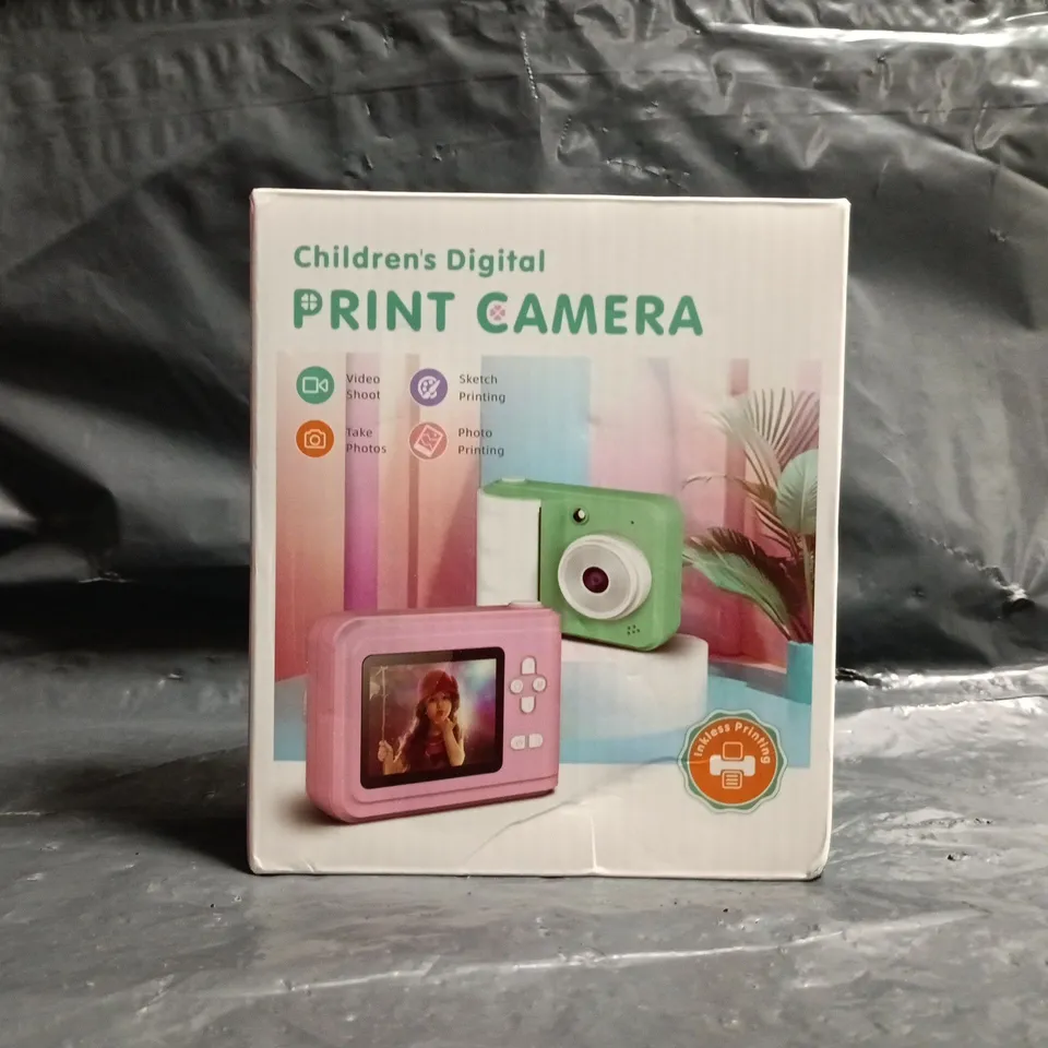 BOXED UNBRANDED CHILDREN'S DIGITAL PRINT CAMERA IN BLUE