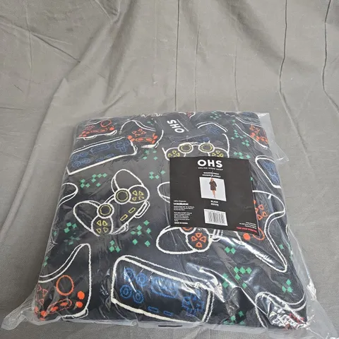 SEALED GAMING PRINT HOODIE BLANKET