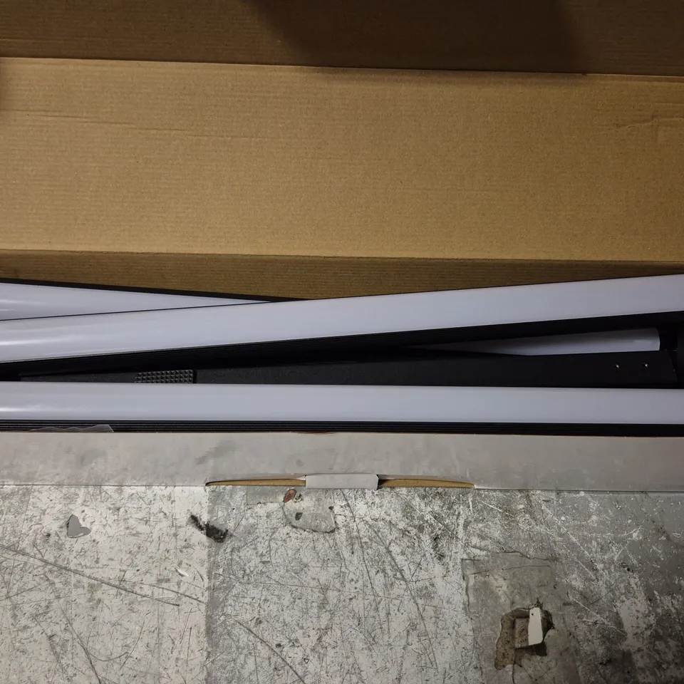 BOXED LED MAGIC COLOUR FLOOR LIGHT 