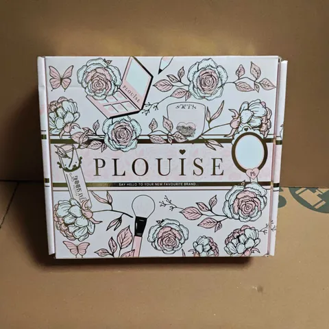 SEALED PLOUISE SMALL COSMETICS SURPRISE BOX SET