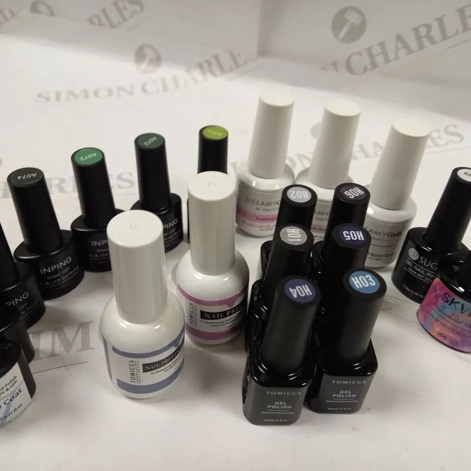 ASSORTMENT OF UV/LED CURED NAIL COLOUR APPROX. 20 ITEMS 