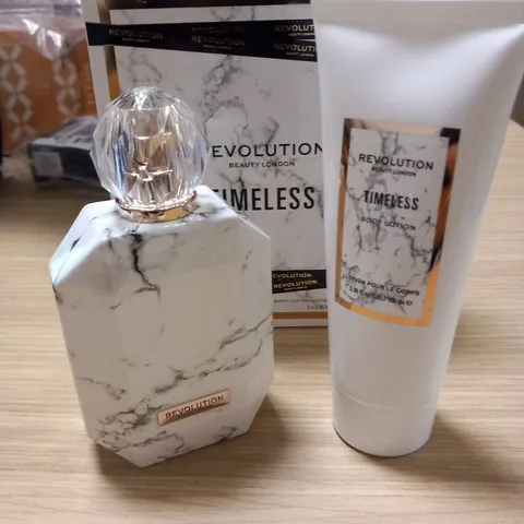 BOXED REVOLUTION TIMELESS EAU DE TOILETTE GIFT SET