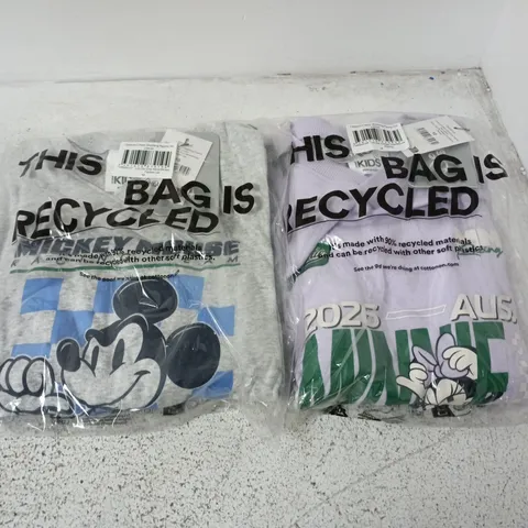 APPROXIMATELY 20 ASSORTED CAMERON V NECK SHORT/LONG PYJAMA SET LICENSE IN VARIOUS SIZES IN LCN DIS GREY MARLE/MICKEY FASTEST LAP & LCN DIS VINTAGE LILAC/MINNIE RACING