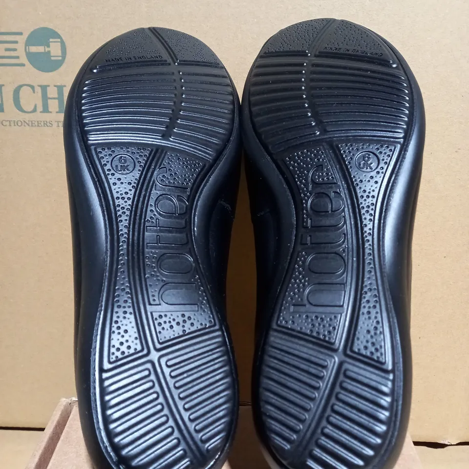 HOTTER RUBY WOMENS SHOE - SIZE 6