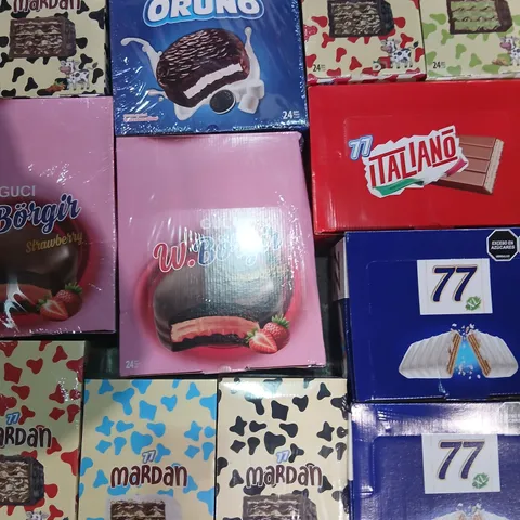 APPROXIMATELY 50 PACKS OF ASSORTED BISCUITS TO INCLUDE: MARDAN, W.BORGIR, ORUNO AND 77 ITALIANO