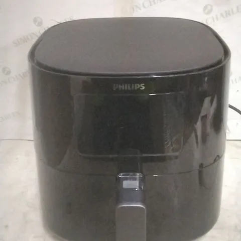 BOXED PHILLIPS XL AIRFRYER