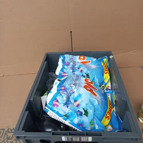 TOTE OF APPROXIMATELY 15 ASSORTED ITEMS TO INCLUDE: BOLD WASHING TABS 