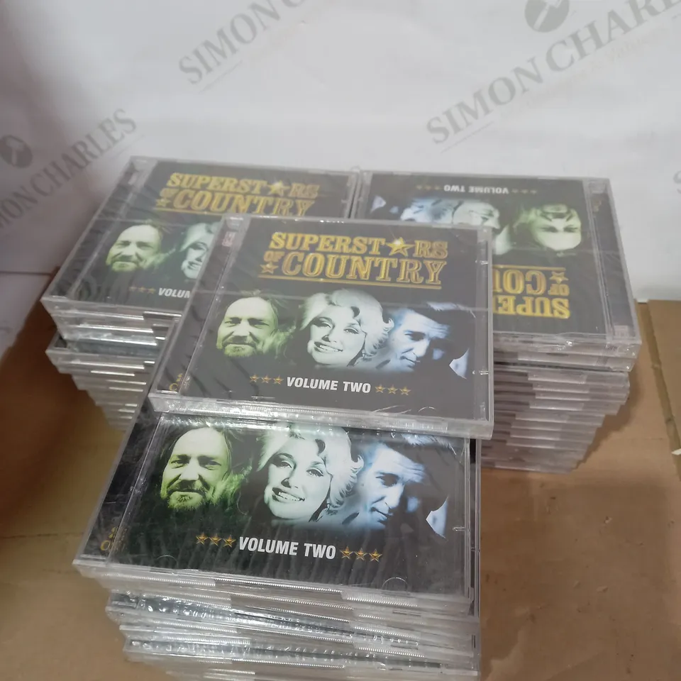 LOT OF 40 SUPERSTARS OF COUNTY VOL.2 CDS