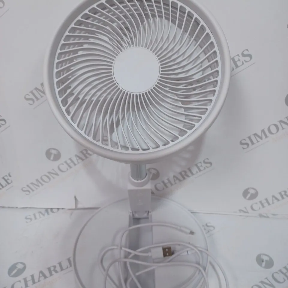 BELL & HOWELL RECHARGEABLE EXTENDABLE DESK & FLOOR FAN, WHITE