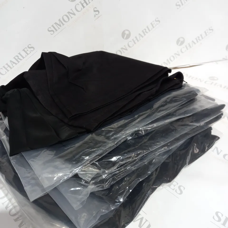 BOX OF 10 KINTSUGI BLACK CROPPED TOPS SIZE - 16