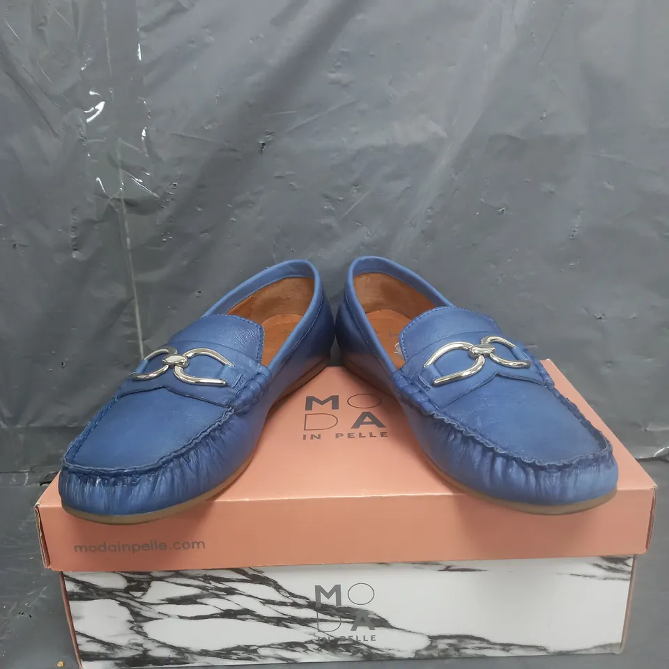 MODA IN PELLE FABIOLE LEATHER LOAFERS BLUE SIZE EU 40
