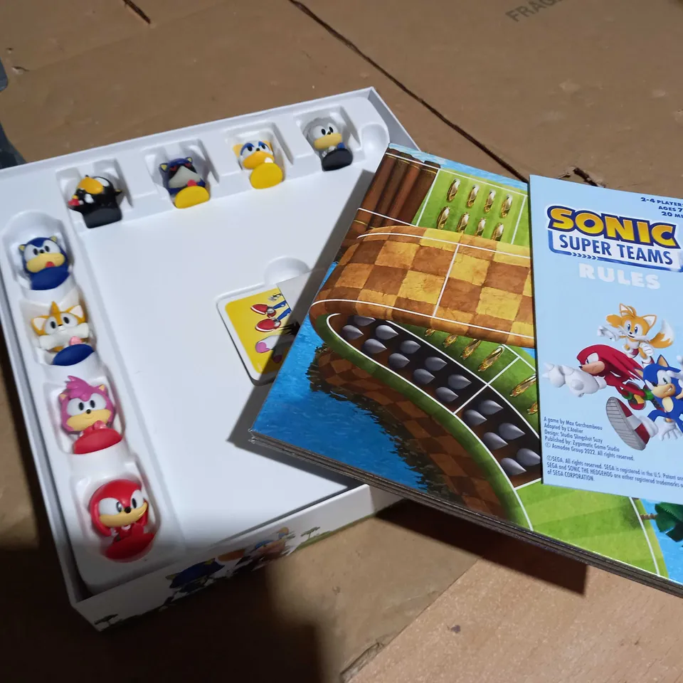 SONIC SUPER TEAMS SONIC RACING BOARD GAME  7+