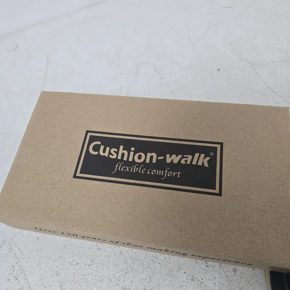CUSHION-WALK NAVY ' SHOES – MARY JANE STYLE, UK 4