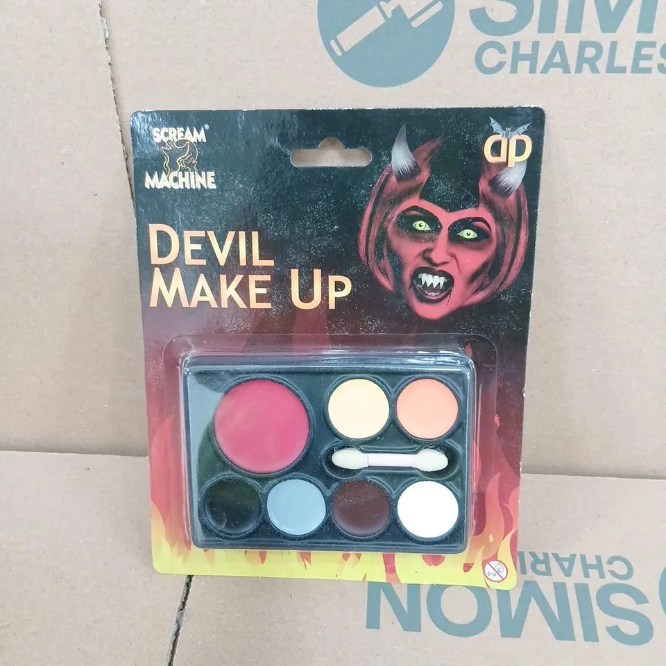 APPROXIMATELY 20 SCREAM MACHINE DEVIL MAKE UP CARDED PALETTE – 8 COLOUR MAKEUP KIT