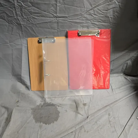 BOX OF APPROXIMATELY 25 ASSORTED OFFICE FOLDERS AND CLIP BOARDS