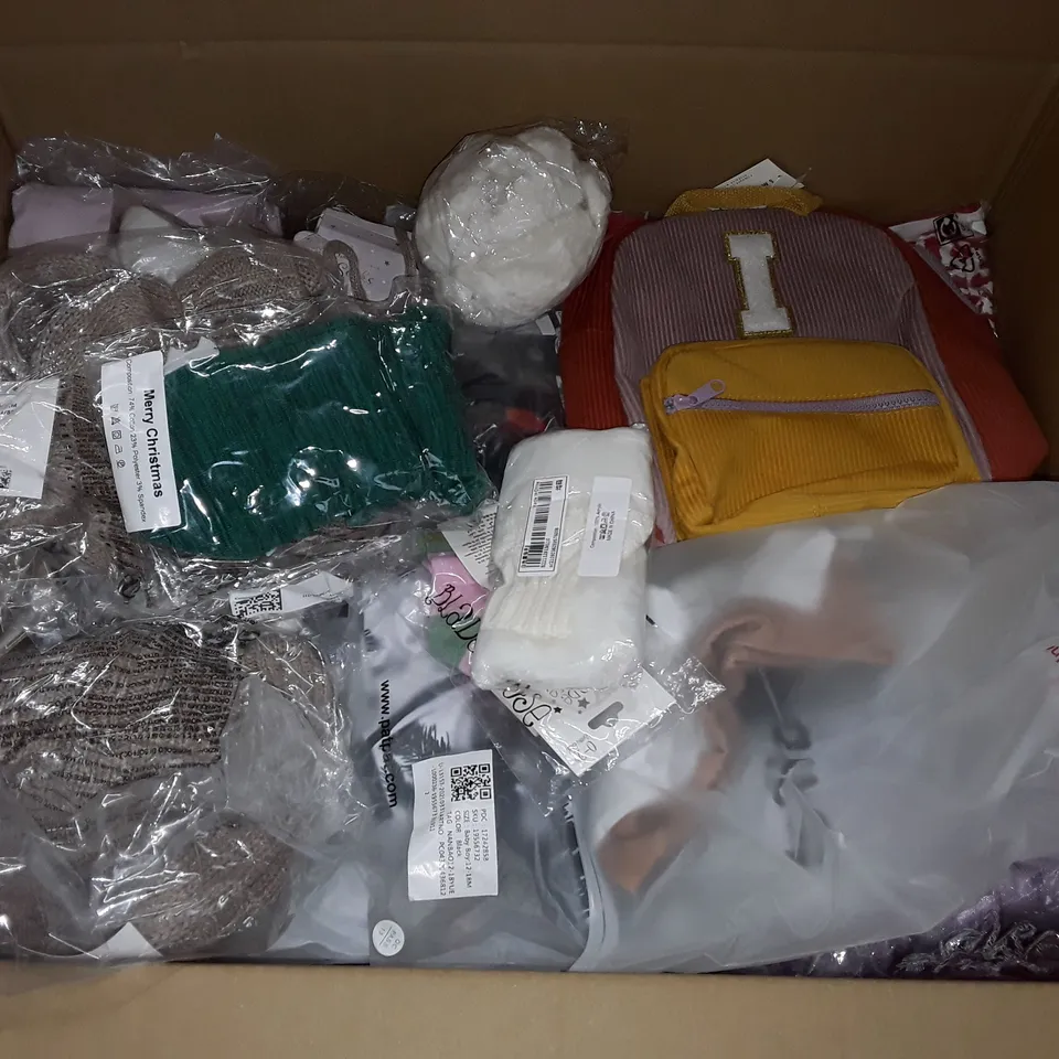 LARGE QUANTITY OF ASSORTED BAGGED KIDS CLOTHING ITEMS TO INCLUDE PATPAT, BODEN AND M&S