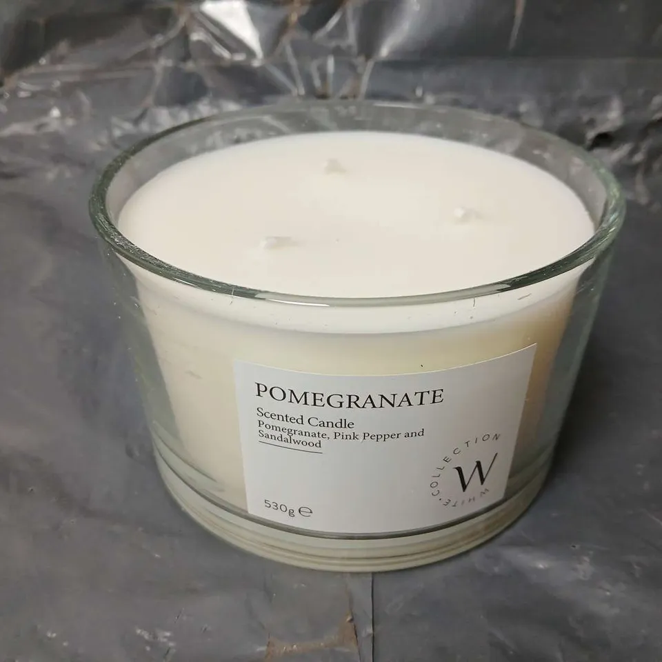 BOXED THE WHITE COLLECTION POMEGRANATE SCENTED CANDLE (530g) - COLLECTION ONLY