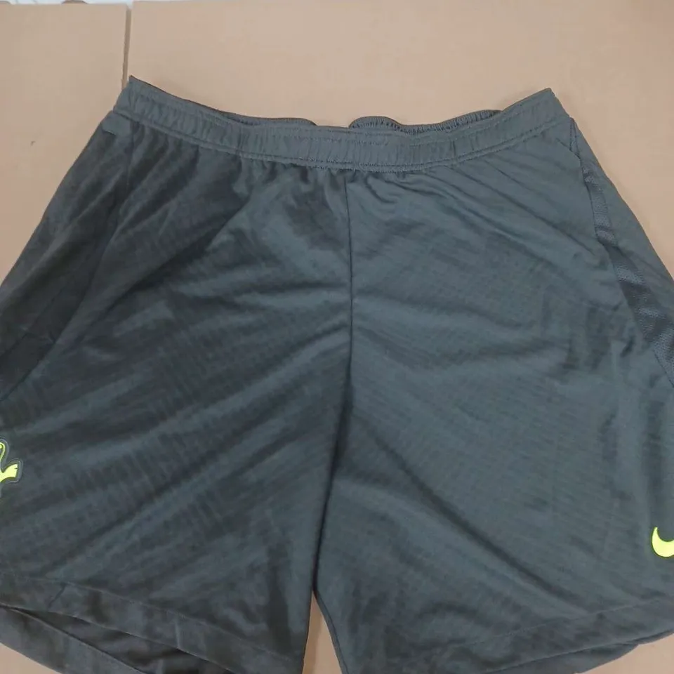 NIKE TOTTENHAM HOTSPUR SHORTS IN BLACK - XXL