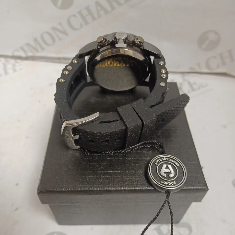 BOXED ANTHONY JAMES SPEEDSTER SPORT WATCH - RUBBER STRAP - WATER RESISTANT 3 ATM - SUB DIAL. 