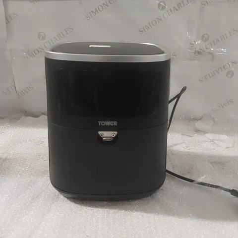 BOXED VORTX 4L DIGITAL AIR FRYER 