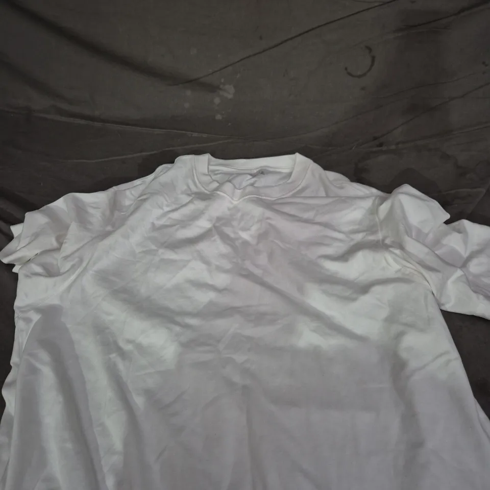 ABERCROMBIE & FITCH PREMIUM HEAVYWEIGHT TEE – SOFT AF COLLECTION, WHITE, XL TALL